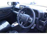 前席全体 目線も高く広い視界で安心して運転することができますね!