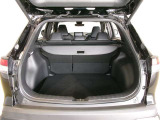広々としたラゲージスペースを備えています。大きなものや長さのある荷物もしっかりと積み込めます。