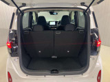 【ラゲッジルーム】たっぷり荷物も積み込める荷室スペース★