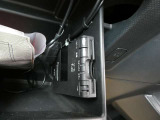 ここに ETC付いております。高速道路の料金所もスイスイ♪ ETCカードの申し込みは日産カードがおすすめ!!!「安心」「おトク」「便利」で皆さまのカーライフをサポートする特典満載のカードです。