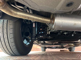 お車を安心してお乗りいただく為には、足回りの定期点検が欠かせません。サービスサポート(有償保証)では無料点検もご提供しており、安心のカーライフをお過ごしいただけるサポート体制が整っています。