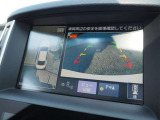 メーカー純正HDDナビ搭載!CD、DVD、ミュージックサーバー、USB、AUX、BT接続、地デジの視聴も可能です!全方位モニター付きで駐車も楽々♪
