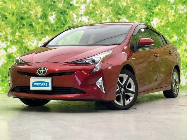 プリウス1.8 S ツーリングセレクション E-Four 4WD