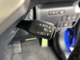 【レーダークルーズコントロール】高速道路での長距離走行が楽に!!自動で速度を保つクルーズコントロールが、衝突軽減システムと連携し、前方の車両を感知して車間を保つように速度調節してくれます!!