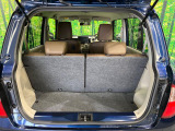 普段のお買い物や通勤、送迎等に十分な荷室スペースを確保しております。セカンドシートを倒すと、大きな荷物の積載も可能です♪