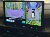 【マルチビューカメラシステム】専用のカメラにより、上から見下ろしたような視点で360度クルマの周囲を確認することができます☆死角部分も確認しやすく、狭い場所での切り返しや駐車もスムーズに行えます。