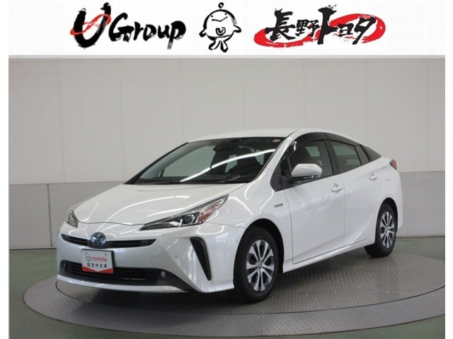 プリウス 1.8 A E-Four 4WD 