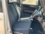 内装ルームクリーニング済みです。しっかり綺麗にしていますので、是非、お確かめください。納車時にはもう一度キレイにいたしますよ!