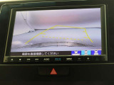 バックガイドモニターで、後方を確認しながら安心して駐車することができます。運転初心者も熟練者も必須の機能ですよ!