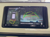 【パノラマモニター】専用のカメラにより、上から見下ろしたような視点で360度クルマの周囲を確認することができます☆死角部分も確認しやすく、狭い場所での切り返しや駐車もスムーズに行えます。