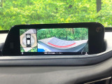 【360&deg;ビューモニター】専用のカメラにより、上から見下ろしたような視点で360度クルマの周囲を確認することができます☆死角部分も確認しやすく、狭い場所での切り返しや駐車もスムーズに行えます。