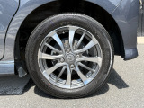 アルミホイール付です。
