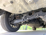 お車を安心してお乗りいただく為には、足回りの定期点検が欠かせません。サービスサポート(有償保証)では無料点検もご提供しており、安心のカーライフをお過ごしいただけるサポート体制が整っています。