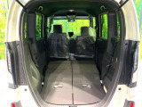普段のお買い物や通勤、送迎等に十分な荷室スペースを確保しております。セカンドシートを倒すと、大きな荷物の積載も可能です♪