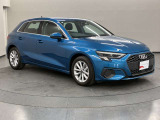 《Audi認定中古車》ならではのクオリティ、高度な訓練・教育を受けたAudi専門のメカニックがご納車前に100項目にも及ぶ精密な点検を行います。