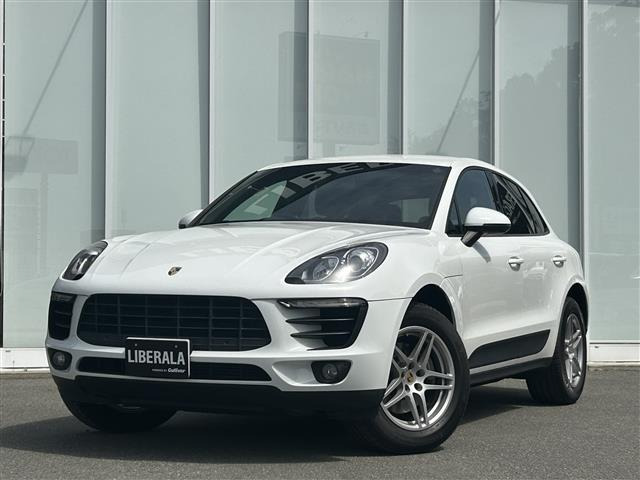 マカン 4WD 本革シート