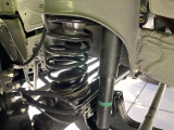 お車を安心してお乗りいただく為には、足回りの定期点検が欠かせません。サービスサポート(有償保証)では無料点検もご提供しており、安心のカーライフをお過ごしいただけるサポート体制が整っています。