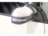 ■対向車からの視認性も良く安心してお乗りいただけるウィンカー付ドアミラー!