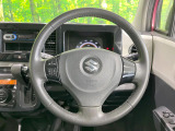【純正革巻きステアリング】上質な革を使用することで、手にしっかり馴染みとても運転しやすいハンドルです♪