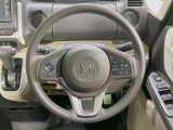 ステアリングも使用感が少なく、きれいな状態となっております♪