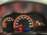 とっても見やすいメーターです。夜間時はラグジュアリーな気分にさせてくれる照明が魅力ですので、夜のドライブも楽しみになりますよ♪