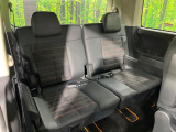 3列目シートはもちろん状態良好☆大人でもゆったりと座って頂けますので、大人数でのお出かけもラクラクです♪ご家族で、気の知れた仲間で、ドライブに行くのが楽しみですね♪