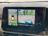 【アラウンドビューモニター】専用のカメラにより、上から見下ろしたような視点で360度クルマの周囲を確認することができます☆死角部分も確認しやすく、狭い場所での切り返しや駐車もスムーズに行えます。