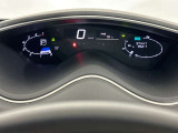 2眼ファインビジョンメーター!メーター中央に、車両情報表示機能ディスプレー