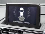 障害物への接近を音で知らせるクリアランスソナーを備えています。バックカメラの取り付けについてはスタッフにお問い合わせください。