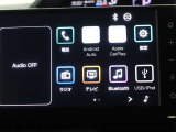 ディスプレイオーディオを装備。スマホとクルマをつなぐことで、これまでのナビに加えて、いろんなサービスが楽しめます。