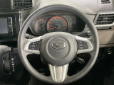 ステアリングも使用感が少なく、きれいな状態となっております♪