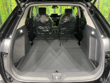 後席を格納すると、これだけの広さが!シーンに合わせたシートアレンジで、大きな荷物も積むことが出来ます♪