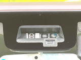 【スズキ セーフティサポート】走行中に前方の車両等を認識し、衝突しそうな時は警報とブレーキで衝突回避と被害軽減をアシスト。より安全にドライブをお楽しみいただけます。