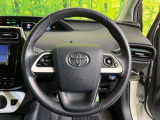 【純正革巻きステアリング】上質な革を使用することで、手にしっかり馴染みとても運転しやすいハンドルです♪