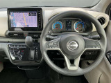 車内クリーニングです。快適にお乗りいただけます。