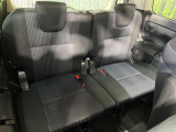 3列目シートはもちろん状態良好☆大人でもゆったりと座って頂けますので、大人数でのお出かけもラクラクです♪ご家族で、気の知れた仲間で、ドライブに行くのが楽しみですね♪