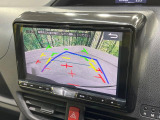 【バックカメラ】駐車時に後方がリアルタイム映像で確認できます。大型商業施設や立体駐車場での駐車時や、夜間のバック時に大活躍!運転スキルに関わらず、今や必須となった装備のひとつです!