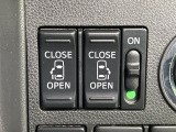 【両側パワースライドドア】スマートキーや運転席のスイッチで後席両側スライドドアの開閉が可能♪電動だから力を入れてドアを開ける必要が無く、小さなお子様でも簡単に開け閉めでき快適です♪