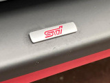 【STIエアロ】人気のSTIエアロを装備!クルマの外観がよりスタイリッシュになり、街中で存在感あふれる1台に♪将来買い替える時にもリセールに影響しやすく、価値ある人気の装備です!