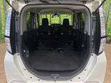 普段のお買い物や通勤、送迎等に十分な荷室スペースを確保しております。セカンドシートを倒すと、大きな荷物の積載も可能です♪