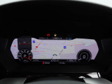 必要に応じてメーター内に地図や車両のインフォメーションなどを切り替え表示できるバーチャルコクピット