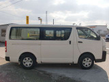 トヨタ・ハイエースバン入荷!4WDオートマ車!レンタアップ車です!