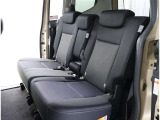 ゆとりある広々とした車内空間は、ドライブを始め買い物やレジャーなど、幅広く活躍します。一人でもみんなとでもお出かけを楽しみましょう!