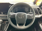 【純正革巻きステアリング】上質な革を使用することで、手にしっかり馴染みとても運転しやすいハンドルです♪