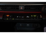 【エアコンまわり】 各操作スイッチなども使いやすい位置に配置されています。