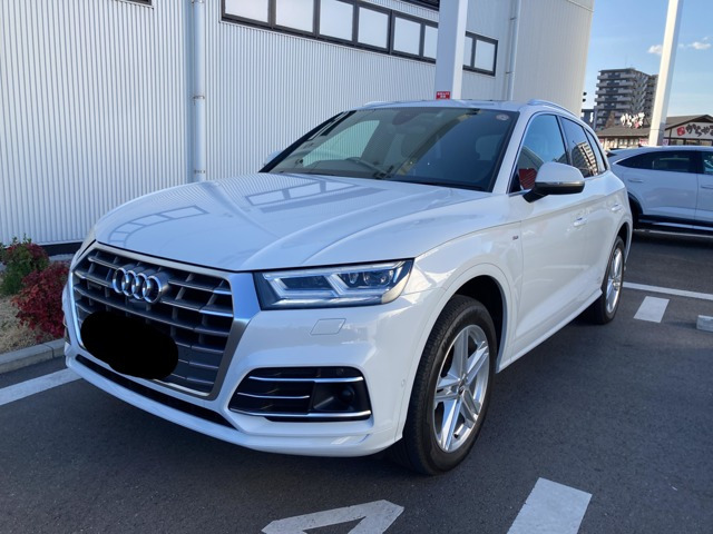 Q5 40 TDI クワトロ スポーツ Sラインパッケージ ディーゼル 4WD