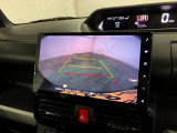 ナビ連動のバックカメラで後方確認がしやすく、初めての方でも扱いやすい一台です。
