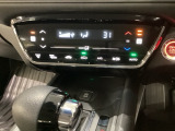 プラズマクラスター付き・オートエアコンがついてますので簡単操作で快適に過ごせます。シートヒータースイッチ内蔵で前席の左右別々に2段階で温度設定ができます。