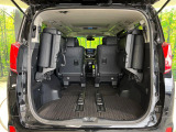 後席を格納すると、これだけの広さが!シーンに合わせたシートアレンジで、大きな荷物も積むことが出来ます♪