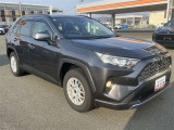 ぜひこちらの&rdquo;RAV4&rdquo;でお出かけ楽しみましょう♪
